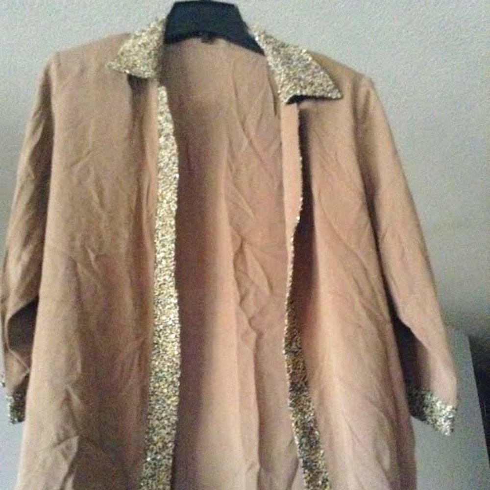 Thin Brown with Yellow sparkle Coat